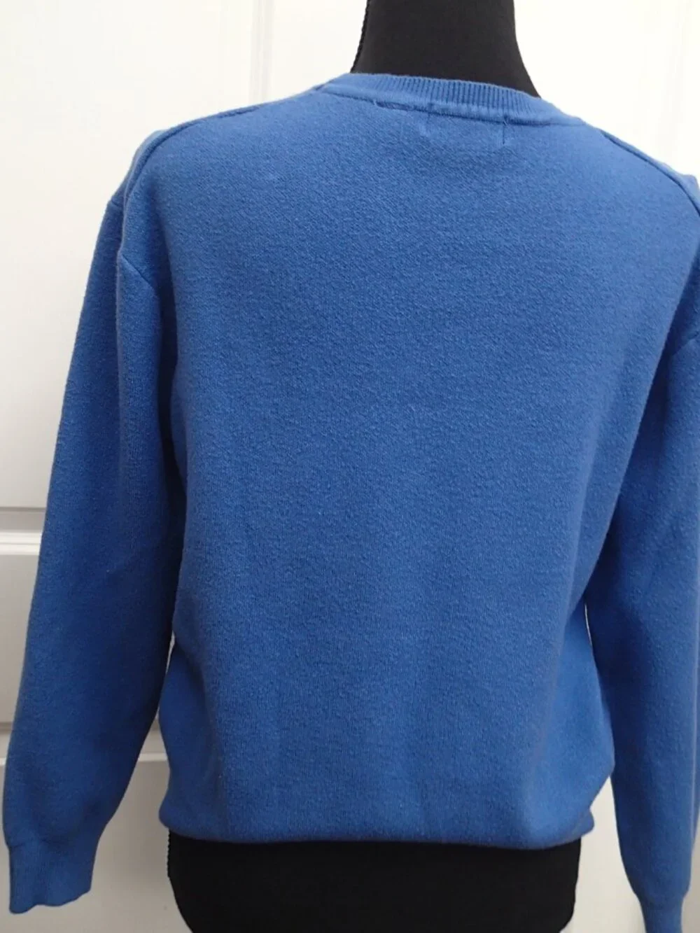 Tahari Men's Blue Sweater Size Medium